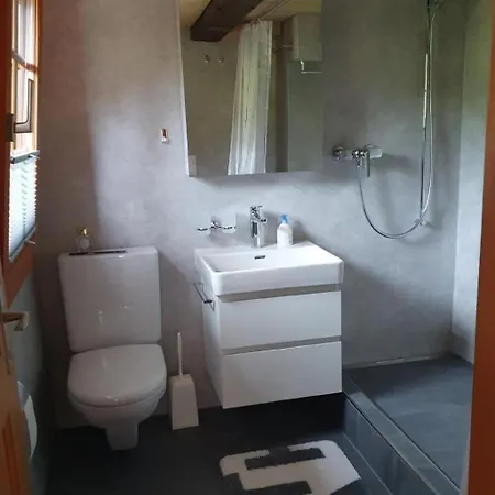 شقة In Einem Heimeligen Berner-stoeckli By Interhome Oberbalm