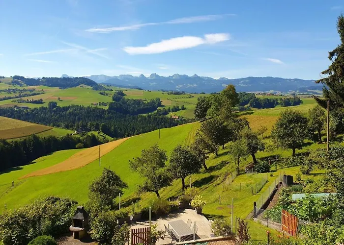 In Einem Heimeligen Berner-stoeckli By Interhome 아파트