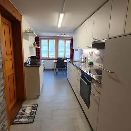 Apartamento In Einem Heimeligen Berner-stoeckli By Interhome